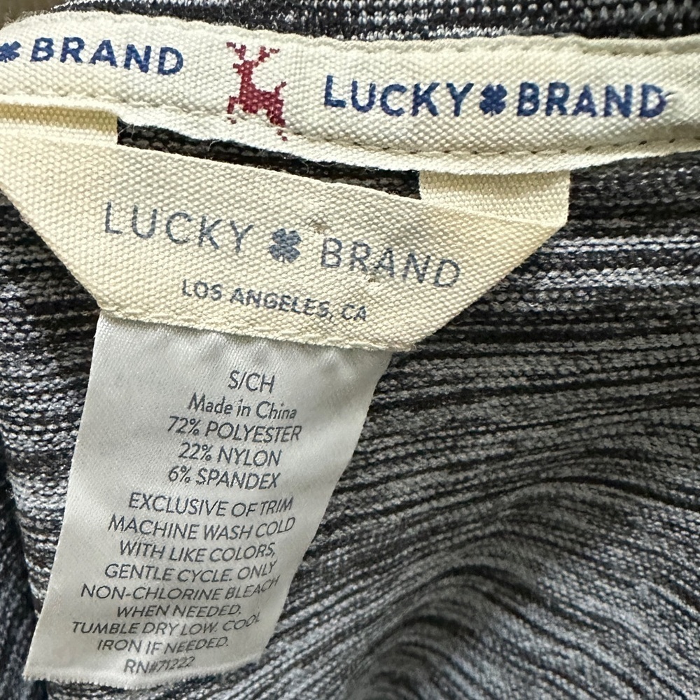 356 Lucky Brand |NWOT Space Dye Black Performance Long Sleeve VNeck Top (Size S) - Picture 10 of 14